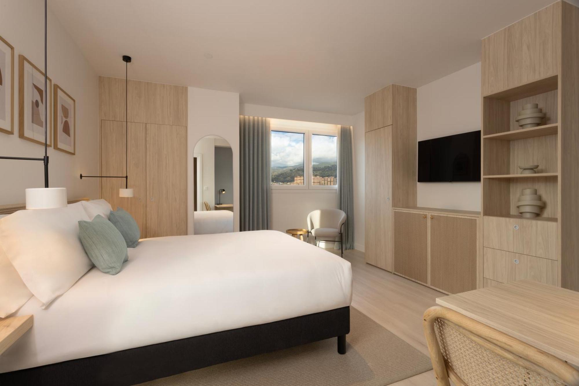 Staybridge Suites & Apartments Malaga By Ihg 외부 사진